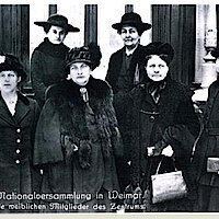 Wir ziehen den Hut!  - 100 Jahre Frauenwahlrecht